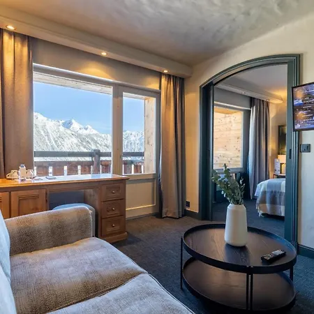Hotel Grand 1850 5*